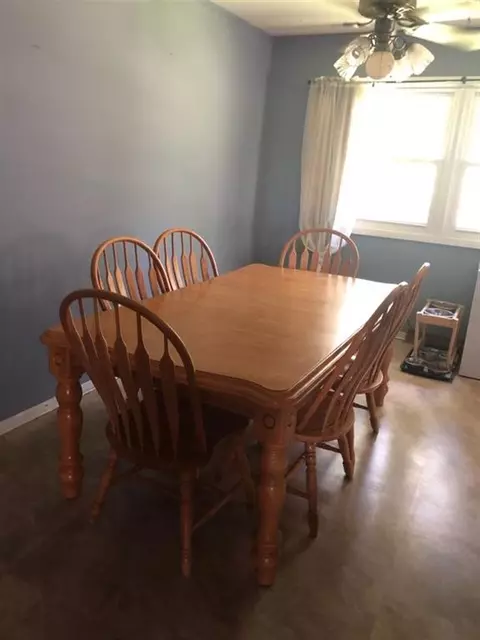 724 Sunset Dr, Denison, IA 51442 photo 3