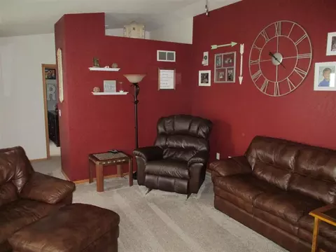 603 Ely Dr, Carroll, IA 51401 photo 5
