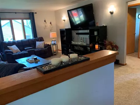 323 Eagle St, Westside, IA 51467 photo 2