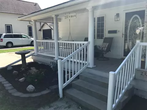 237 N Main St, Denison, IA 51442 photo 2