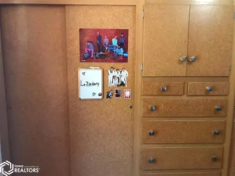 237 N Main St, Denison, IA 51442 photo 21