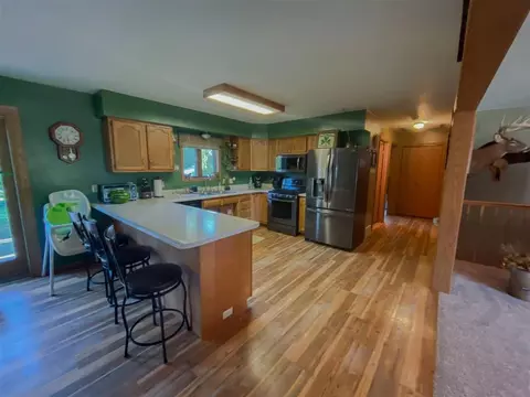 202 12th Ave NW, Hampton, IA 50441 photo 3