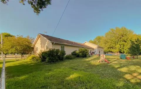 202 12th Ave NW, Hampton, IA 50441 photo 32