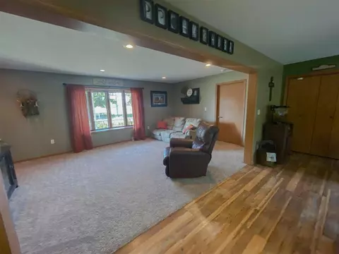 202 12th Ave NW, Hampton, IA 50441 photo 7