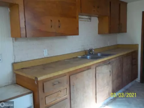 407 S Pine St, Creston, IA 50801 photo 14