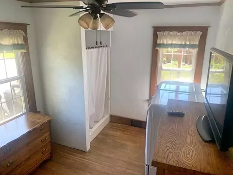 114 Cornell St, Eldon, IA 52554 photo 17