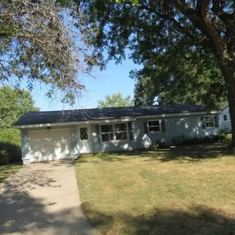 133 Windsor Blvd, Hampton, IA 50441 photo 1