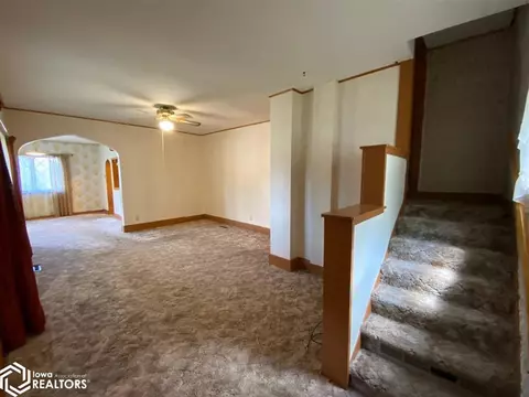 19 7th St NE, Hampton, IA 50441 photo 5