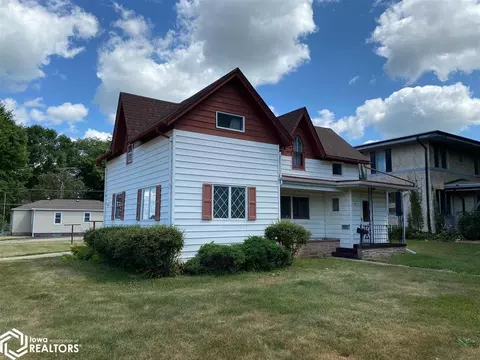 19 7th St NE, Hampton, IA 50441 photo 1