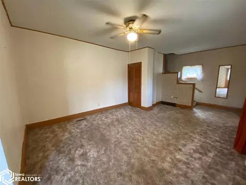19 7th St NE, Hampton, IA 50441 photo 7