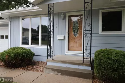 604 E 21st St, Atlantic, IA 50022 photo 2