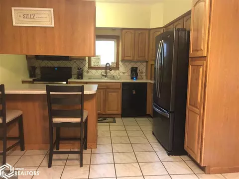 460 Elm St, Hamilton, IL 62341 photo 7