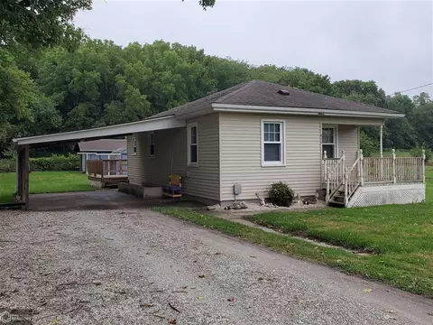 834 8th St E, Lomax, IL 61454 photo 28