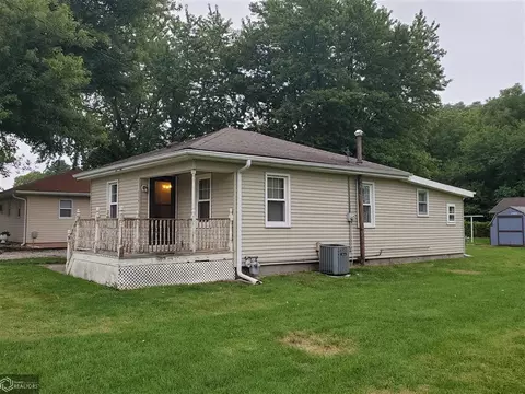 834 8th St E, Lomax, IL 61454 photo 1