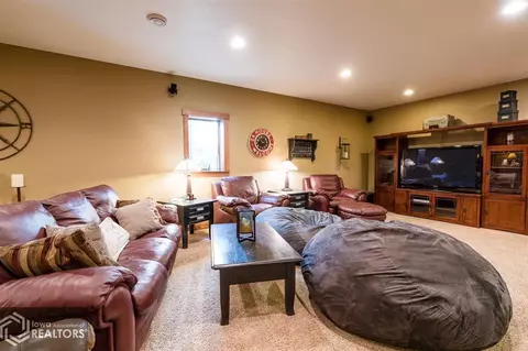 30731 G Ave, Conrad, IA 50621 photo 65