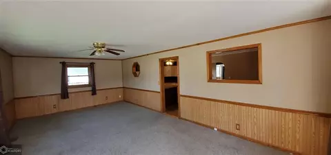 214 N Patsy St, Mediapolis, IA 52637 photo 4