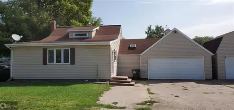 214 N Patsy St, Mediapolis, IA 52637 photo 2
