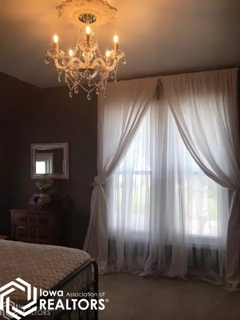 902 Wabash Ave, Carthage, IL 62321 photo 28