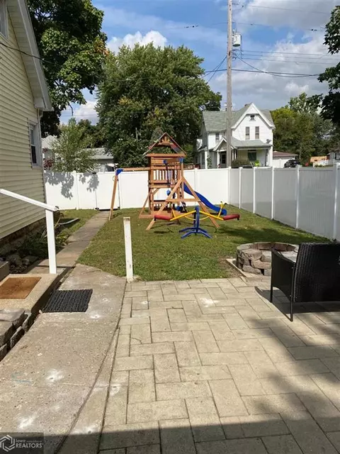 902 Wabash Ave, Carthage, IL 62321 photo 7
