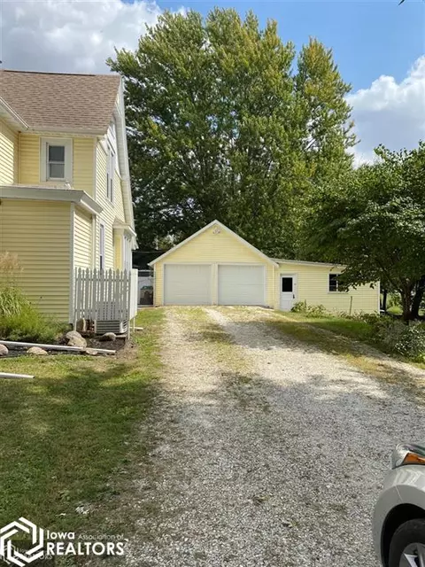 902 Wabash Ave, Carthage, IL 62321 photo 29