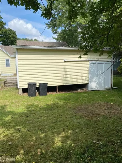 902 Wabash Ave, Carthage, IL 62321 photo 8