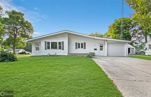 602 1st St NE, Hampton, IA 50441 photo 18