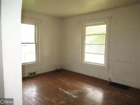 1051 Walnut, Hamilton, IL 62341 photo 8