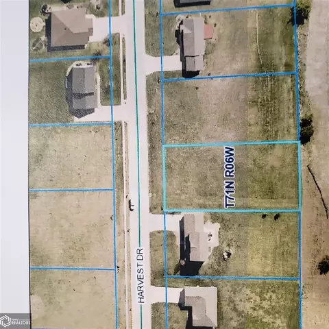 706 E Harvest Dr, Mount Pleasant, IA 52641