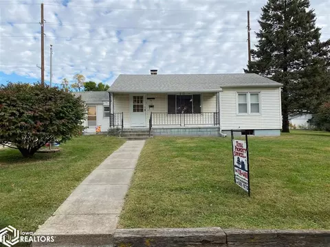 708 Pine St, Tarkio, MO 64491 photo 1