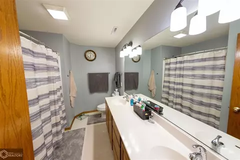 5309 Thackeray Dr, Ames, IA 50014 photo 13