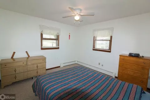 112 4th Ave NW, Hampton, IA 50441 photo 10
