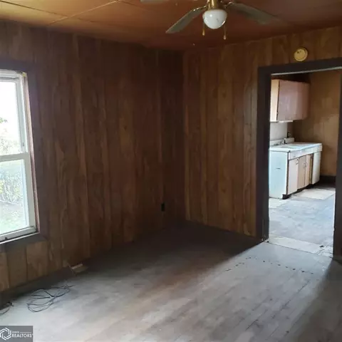 810 E Stewart St, Centerville, IA 52544 photo 6