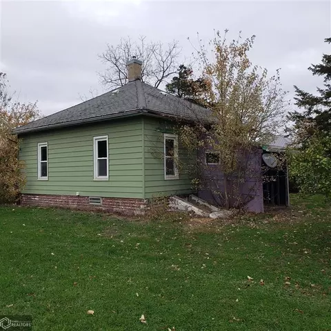 810 E Stewart St, Centerville, IA 52544 photo 3