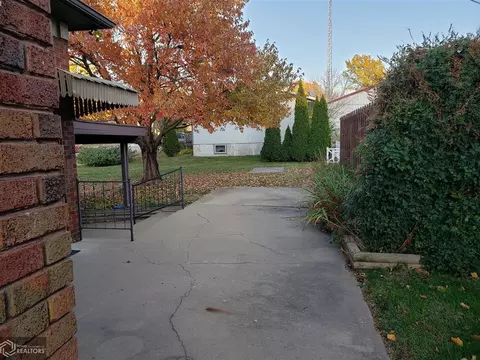 80 N 9th St, Hamilton, IL 62341 photo 20