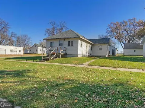 121 6th St NW, Hampton, IA 50441 photo 1