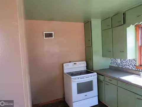 315 3rd Ave SE, Hampton, IA 50441 photo 5