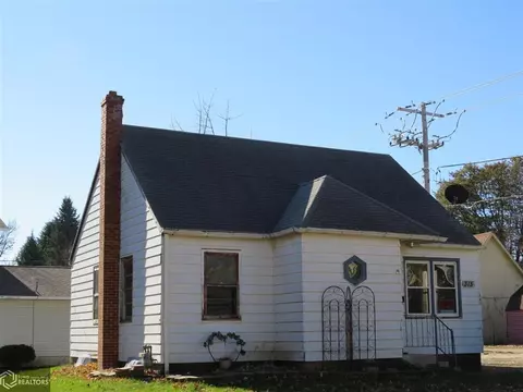 315 3rd Ave SE, Hampton, IA 50441 photo 1
