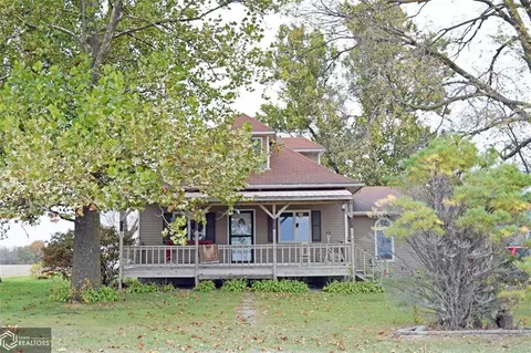 2619 45th St, Eldon, IA 52554 photo 2