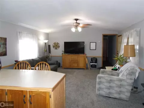 803 Flagship, Creston, IA 50801 photo 7