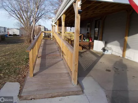 803 Flagship, Creston, IA 50801 photo 5