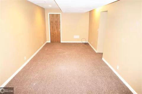 519 E Bluff St, Carroll, IA 51401 photo 15