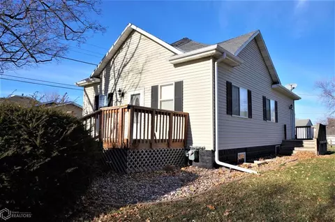 519 E Bluff St, Carroll, IA 51401 photo 2