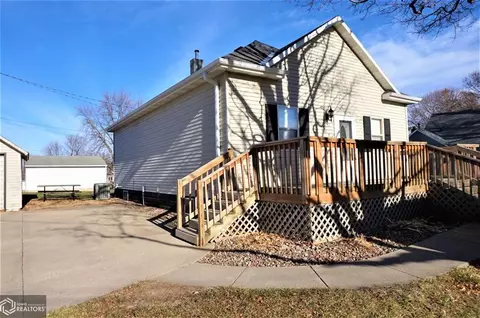 519 E Bluff St, Carroll, IA 51401 photo 3