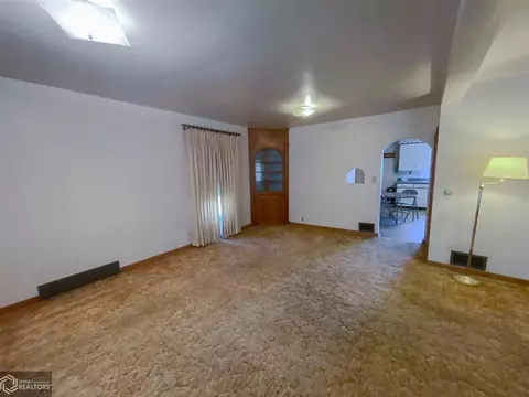 312 1st St, Hansell, IA 50441 photo 9