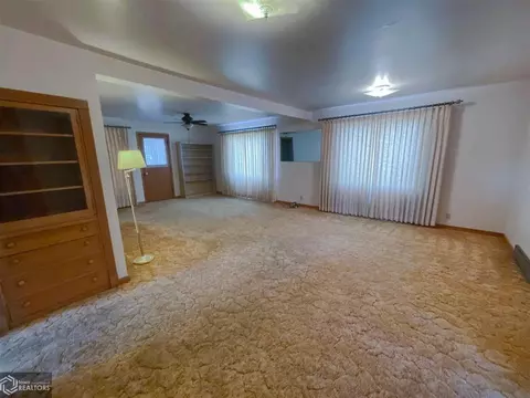 312 1st St, Hansell, IA 50441 photo 10
