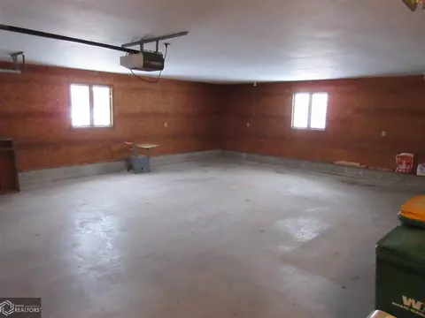 515 Standring St, Corwith, IA 50430 photo 28