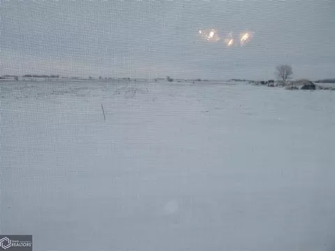 515 Standring St, Corwith, IA 50430 photo 34