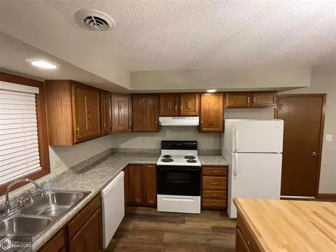403 E Harsh St, Creston, IA 50801 photo 10