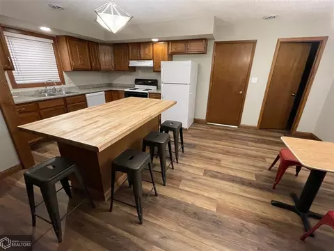 403 E Harsh St, Creston, IA 50801 photo 3
