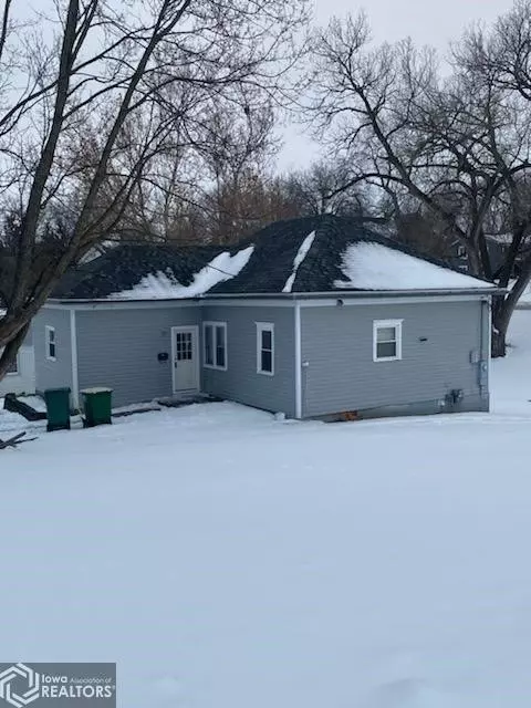 1109 Davis Ave, Corning, IA 50841 photo 1